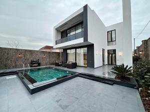 Bakı, həyət evi 4 otaqlı, satılır, 250 m² , 4 sot , Xəzər rayonu, Mərdəkan