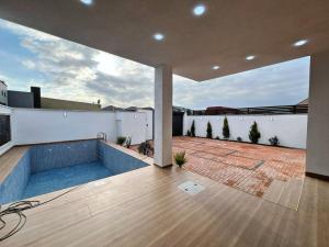 Bakı, həyət evi 4 otaqlı, satılır, 160 m² , 3 sot , Xəzər rayonu, Mərdəkan
