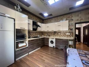 Bakı, həyət evi 6 otaqlı, satılır, 250 m² , 5 sot , Suraxanı rayonu, Dədə Qorqud qəs.