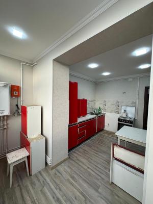 Bakı, köhnə tikili 3 otaqlı, satılır, 75 m²  , Suraxanı rayonu, Yeni Günəşli qəs.