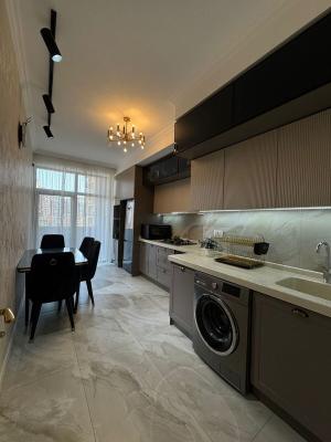 Bakı, yeni tikili 3 otaqlı, satılır, 145 m²  , Nərimanov rayonu