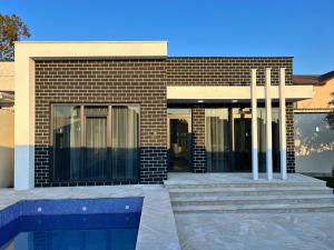 Bakı, həyət evi 4 otaqlı, satılır, 160 m² , 4 sot , Xəzər rayonu, Şüvəlan