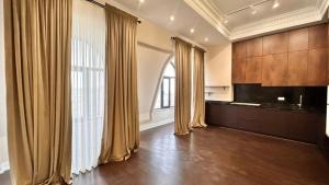 Bakı, yeni tikili 2 otaqlı, satılır, 92 m²  , Nəsimi rayonu