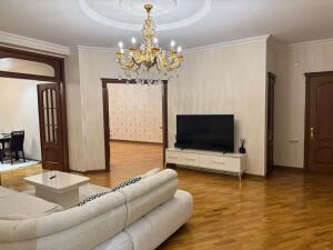 Bakı, yeni tikili 4 otaqlı, satılır, 159 m²  , Nərimanov rayonu