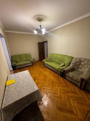 Bakı, köhnə tikili 2 otaqlı, satılır, 70 m²  , Nərimanov rayonu
