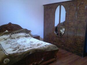 Bakı, həyət evi 6 otaqlı, satılır, 310 m² , 5 sot , Binəqədi rayonu, Binəqədi qəs.
