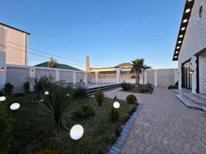 Bakı, həyət evi 5 otaqlı, satılır, 250 m² , 7 sot , Xəzər rayonu, Mərdəkan