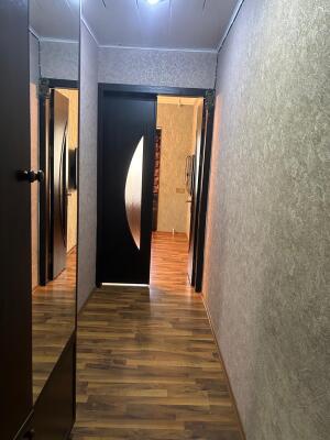 Bakı, köhnə tikili 2 otaqlı, satılır, 70 m²  , Binəqədi rayonu, 9-cu mikrorayon