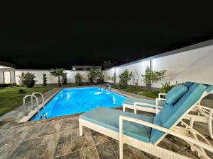 Bakı, həyət evi 5 otaqlı, satılır, 350 m² , 8 sot , Xəzər rayonu, Şüvəlan