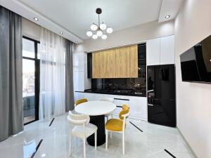 Bakı, bağ evi , satılır, 180 m² , 4.5 sot , Xəzər rayonu, Mərdəkan