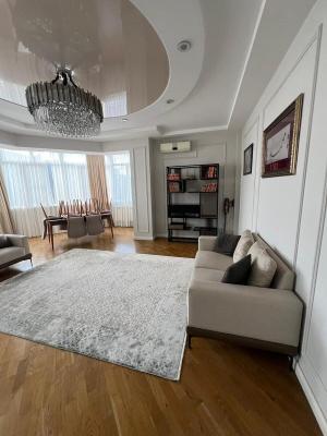 Bakı, yeni tikili 3 otaqlı, satılır, 141 m²  , Nəsimi rayonu