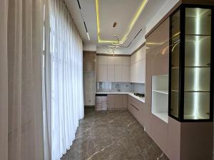 Bakı, həyət evi 5 otaqlı, satılır, 220 m² , 7 sot , Xəzər rayonu, Mərdəkan
