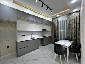 Bakı, bağ/həyət evi 4 otaqlı, satılır, 140 m² , 3 sot , Xəzər rayonu, Şüvəlan