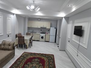 Abşeron, yeni tikili 3 otaqlı, kirayə, 80 m²  , Qurtuluş 93