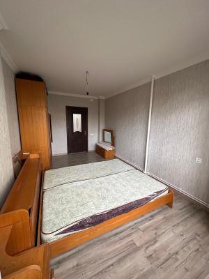 Bakı, köhnə tikili 3 otaqlı, satılır, 75 m²  , Suraxanı rayonu, Yeni Günəşli qəs.