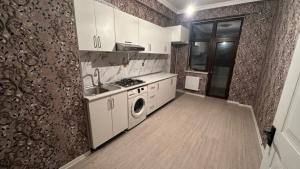 Bakı, yeni tikili 2 otaqlı, kirayə, 85 m²  , Nəsimi rayonu