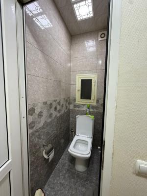 Bakı, köhnə tikili 3 otaqlı, satılır, 48 m²  , Nəsimi rayonu, 4-cü mikrorayon