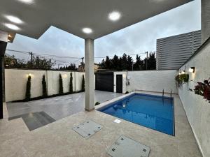 Bakı, bağ/həyət evi 4 otaqlı, satılır, 130 m² , 2.5 sot , Xəzər rayonu, Mərdəkan