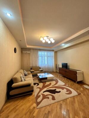 Bakı, yeni tikili 2 otaqlı, kirayə, 110 m²  , Yasamal rayonu