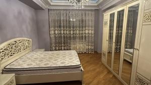 Bakı, yeni tikili 2 otaqlı, satılır, 100 m²  , Səbail rayonu, Badamdar qəs.