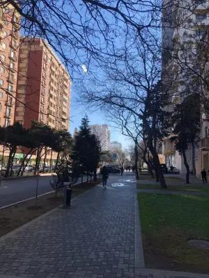 Bakı, köhnə tikili 2 otaqlı, satılır, 60 m²  , Nəsimi rayonu