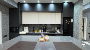 Bakı, yeni tikili 3 otaqlı, satılır, 100 m²  , Səbail rayonu