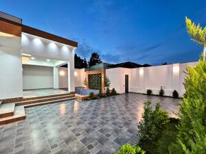 Bakı, həyət evi 4 otaqlı, satılır, 150 m² , 3.7 sot , Xəzər rayonu, Şüvəlan