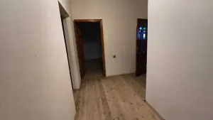 3 комната старое здание, продажа, 77 m², Бакы, Хәзәр рајону, Бузовна