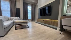 Bakı, yeni tikili 3 otaqlı, satılır, 126 m²  , Xətai rayonu, Ağ şəhər