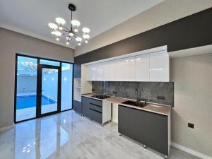 Bakı, həyət evi 4 otaqlı, satılır, 150 m² , 3 sot , Xəzər rayonu, Şüvəlan