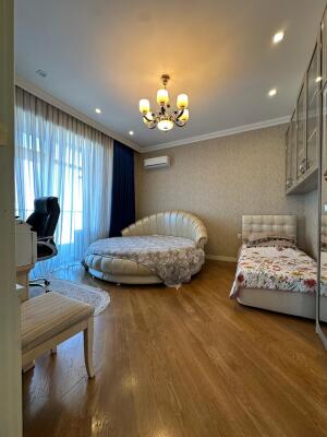 Bakı, yeni tikili 5 otaqlı, satılır, 245 m²  , Yasamal rayonu