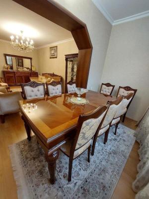 Bakı, köhnə tikili 3 otaqlı, satılır, 90 m²  , Səbail rayonu, Bayıl qəs.