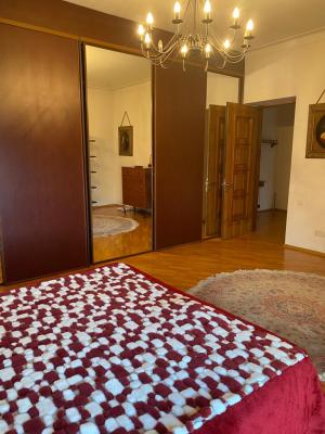 Bakı, köhnə tikili 5 otaqlı, satılır, 160 m²  , Nəsimi rayonu