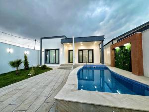 Bakı, bağ/həyət evi 4 otaqlı, satılır, 150 m² , 3.3 sot , Xəzər rayonu, Şüvəlan