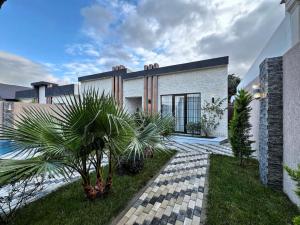 Bakı, həyət evi 4 otaqlı, satılır, 160 m² , 4.5 sot , Xəzər rayonu, Mərdəkan