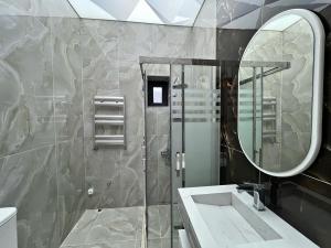 Bakı, həyət evi 5 otaqlı, satılır, 200 m² , 3.5 sot , Xəzər rayonu, Şüvəlan