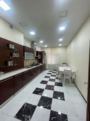 Bakı, yeni tikili 3 otaqlı, satılır, 160 m²  , Yasamal rayonu, Yasamal qəs.