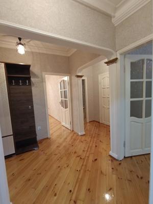 Bakı, köhnə tikili 3 otaqlı, satılır, 70 m²  , Sabunçu rayonu, Bakıxanov qəs.