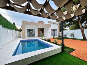 Bakı, həyət evi 4 otaqlı, satılır, 160 m² , 4 sot , Xəzər rayonu, Şüvəlan
