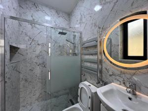 Bakı, həyət evi 5 otaqlı, satılır, 250 m² , 6 sot , Xəzər rayonu, Şüvəlan