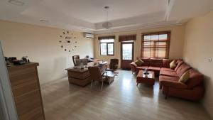 Bakı, ofis 5 otaqlı, satılır, 223 m²  , Xətai rayonu, Ağ şəhər