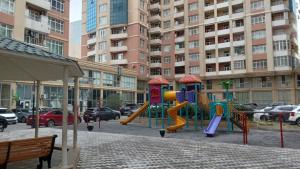Bakı, köhnə tikili 3 otaqlı, satılır, 120 m²  , Xətai rayonu