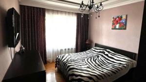 Bakı, köhnə tikili 2 otaqlı, satılır, 60 m²  , Binəqədi rayonu, 9-cu mikrorayon