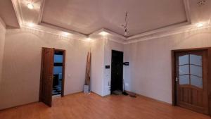 Bakı, yeni tikili 3 otaqlı, satılır, 144 m²  , Yasamal rayonu, Yasamal qəs.