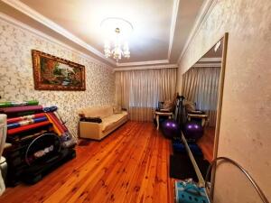 Bakı, köhnə tikili 3 otaqlı, satılır, 3 m²  , Nizami rayonu, 8-ci kilometr