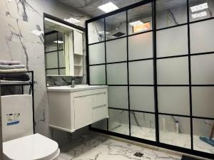 Bakı, köhnə tikili 3 otaqlı, satılır, 80 m²  , Nizami rayonu, 8-ci kilometr