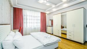 Bakı, yeni tikili 3 otaqlı, kirayə, 135 m²  , Yasamal rayonu, Yasamal qəs.