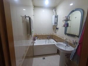 Bakı, köhnə tikili 3 otaqlı, satılır, 75 m²  , Sabunçu rayonu, Bakıxanov qəs.