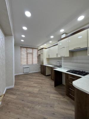 Bakı, yeni tikili 3 otaqlı, satılır, 95 m²  , Yasamal rayonu, Yeni Yasamal qəs.
