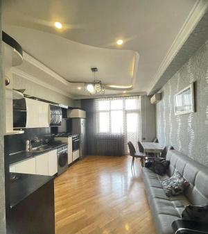 Bakı, yeni tikili 4 otaqlı, satılır, 170 m²  , Nərimanov rayonu